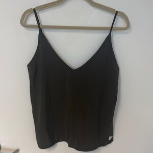 Vuori Dark Olive Green Tank Size Small